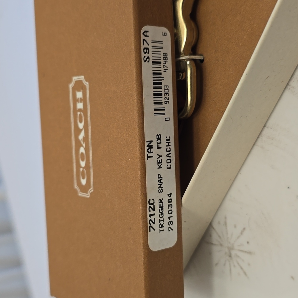 Vintage NIB Coach Trigger Snap Key Fob Chain Brown Leather Brass Hardware - Picture 9 of 17